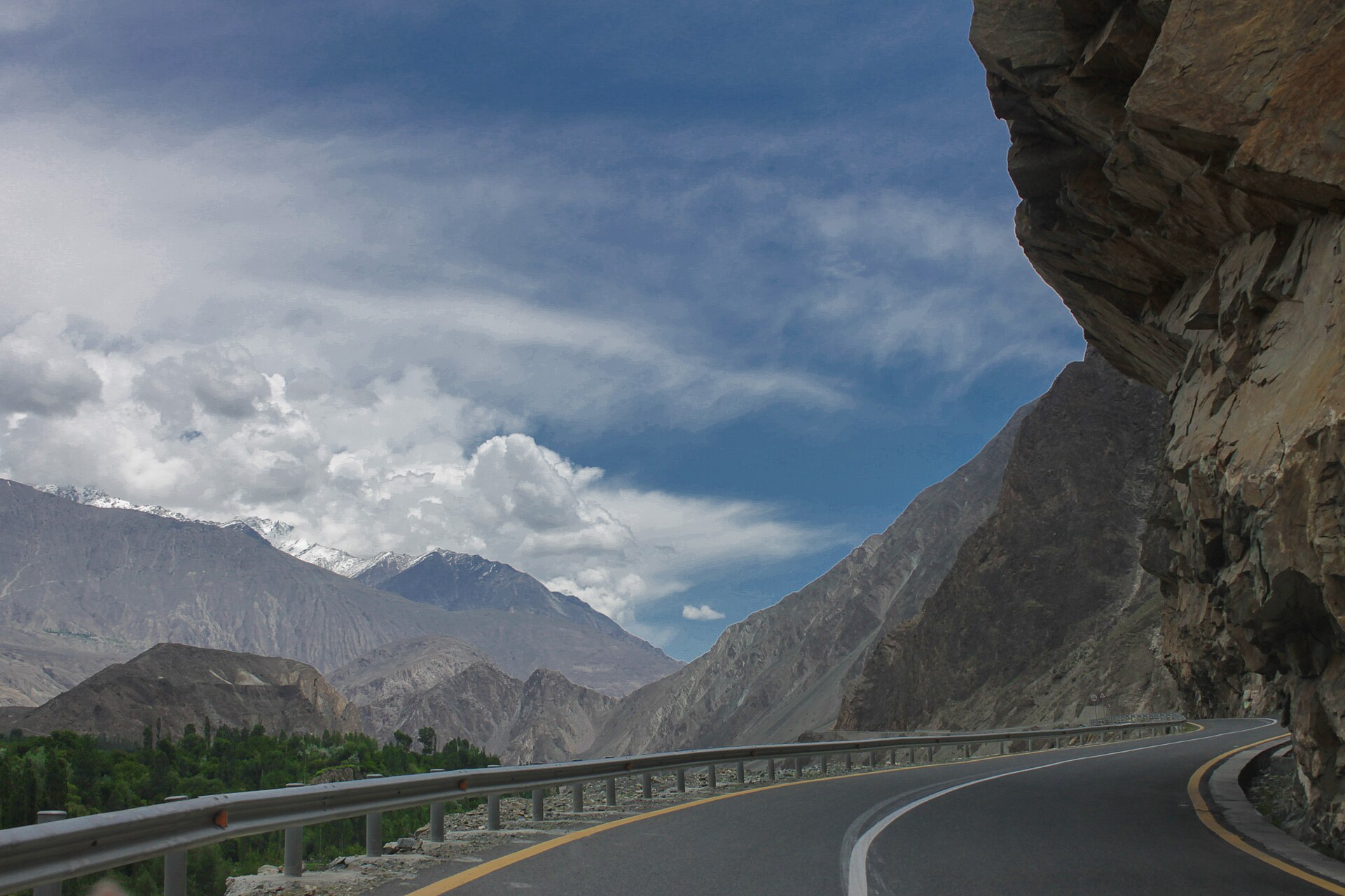 Karakoram Highway Adventure — Gilgit-Baltistan